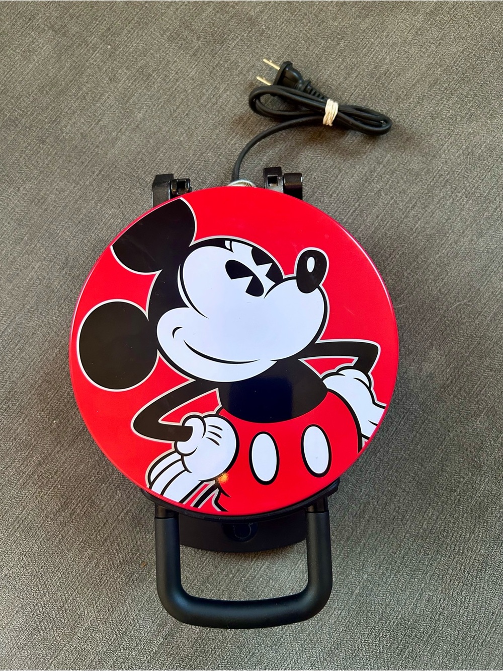 Official Disney Mickey Mouse Electric Waffle Iron Maker DCM-12